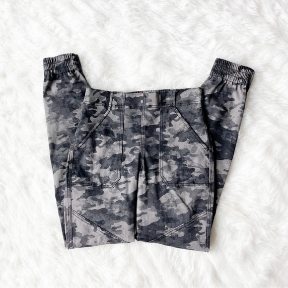 SPANX cargo jogger - Picture 1 of 5